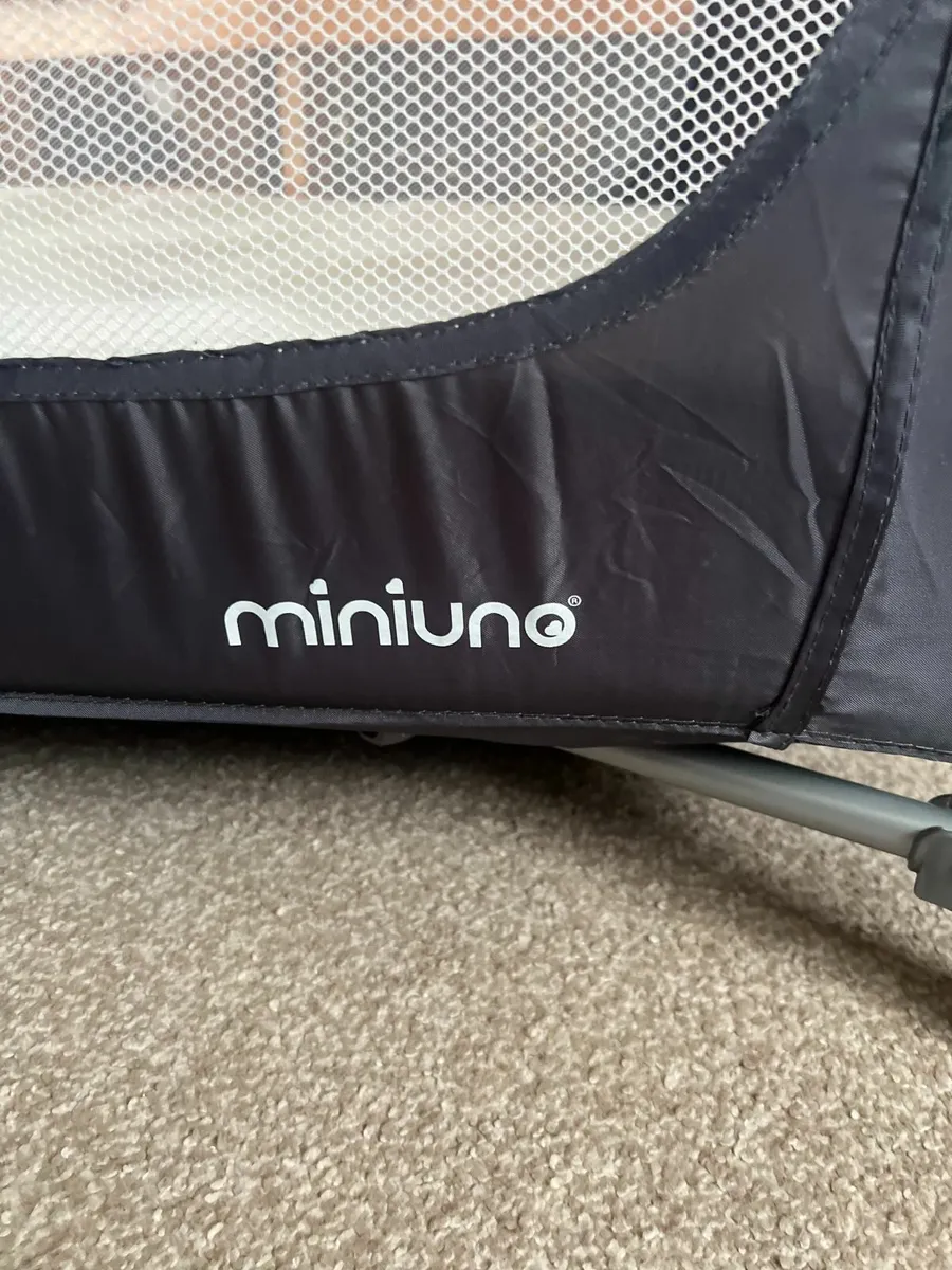 baby travel cot miniuno - Image 2