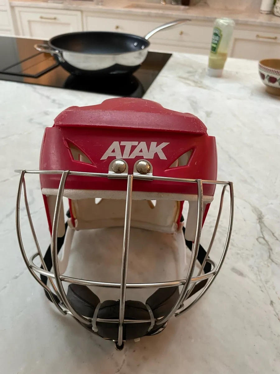Hurling helmet XS - Image 1