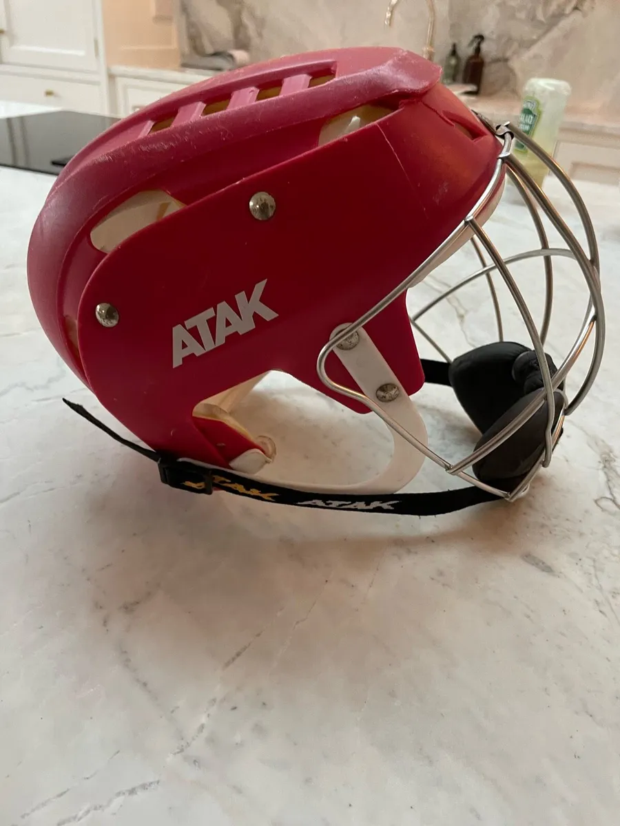 Hurling helmet XS - Image 3