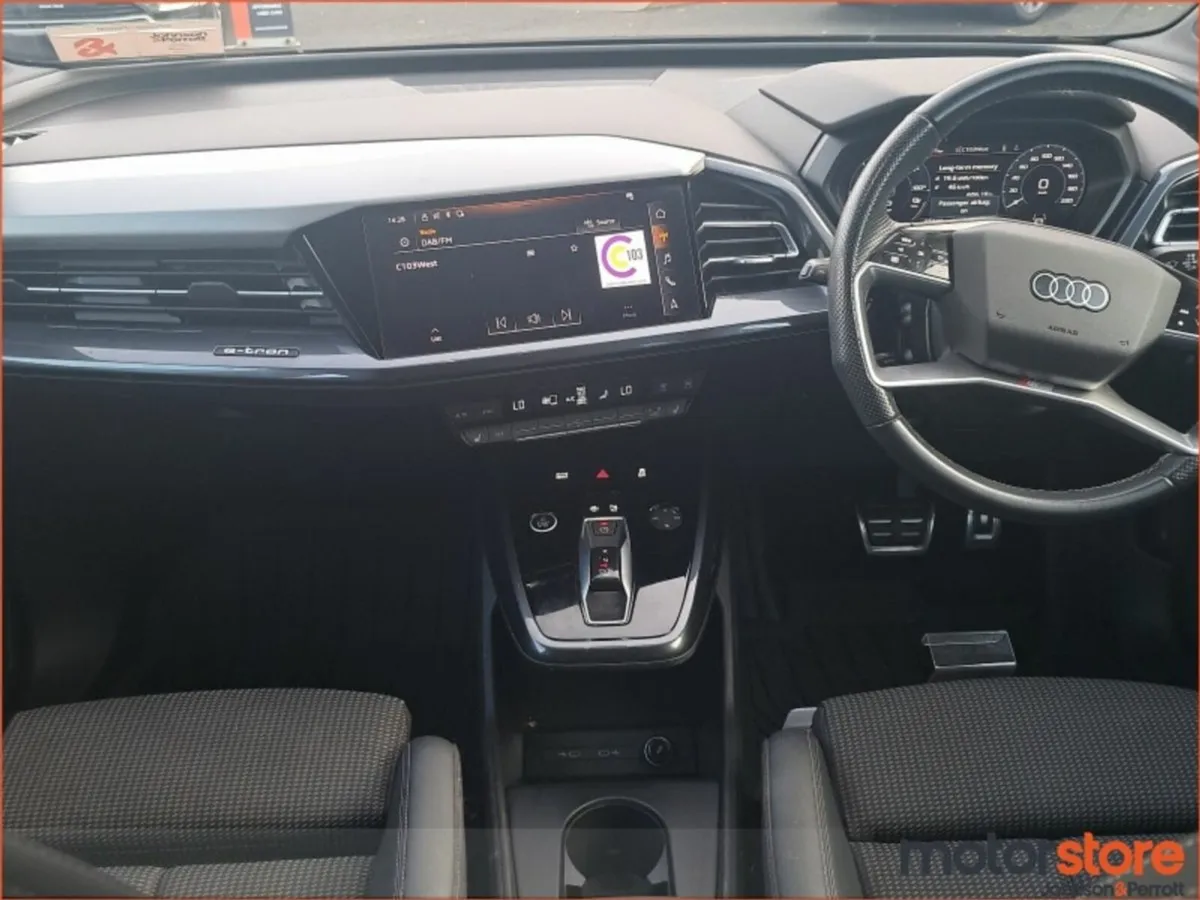 Audi e-tron 55 Quattro S Line (One Year Warranty / - Image 4