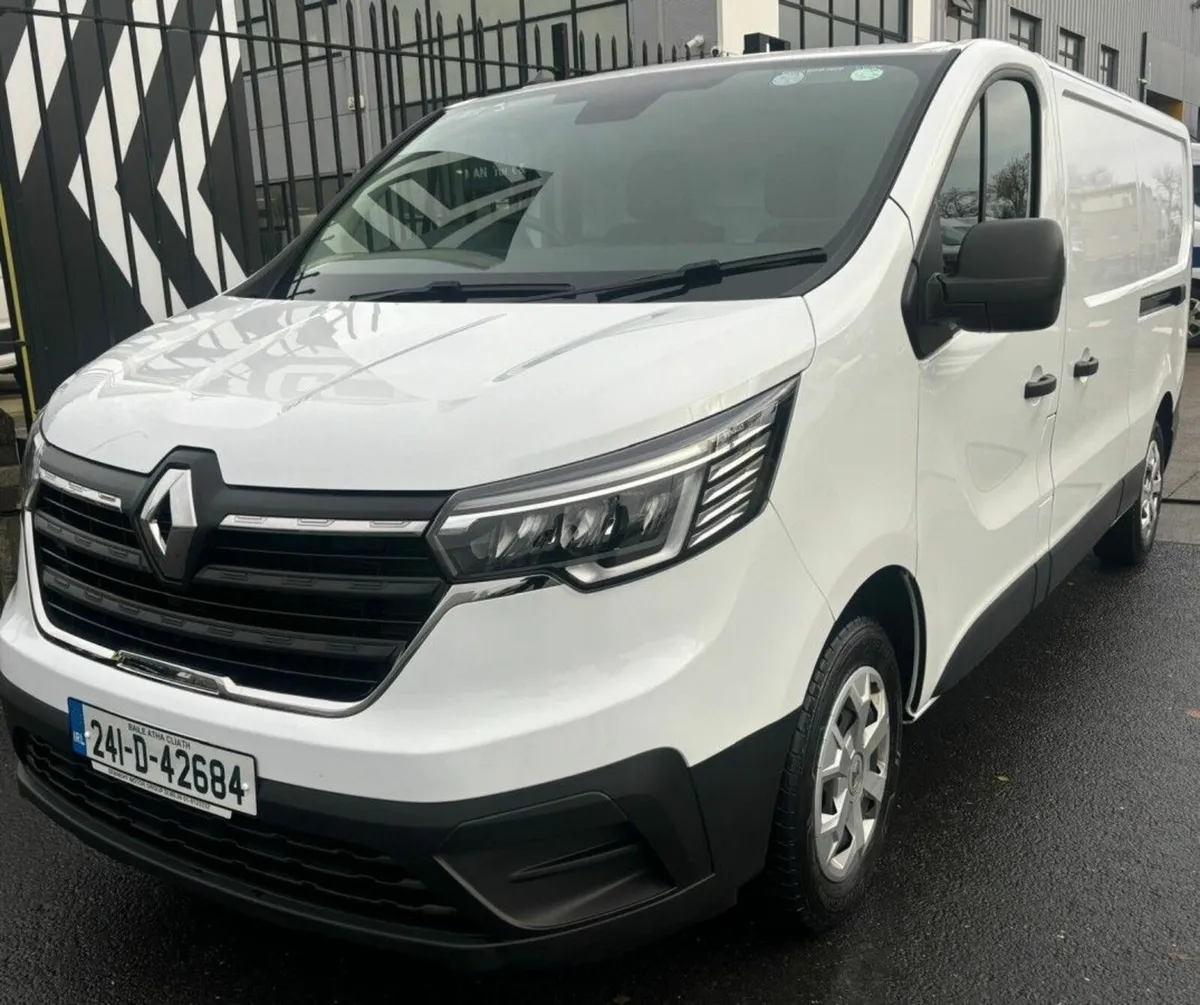 Renault Trafic LOW MILEAGE Business spec - Image 1