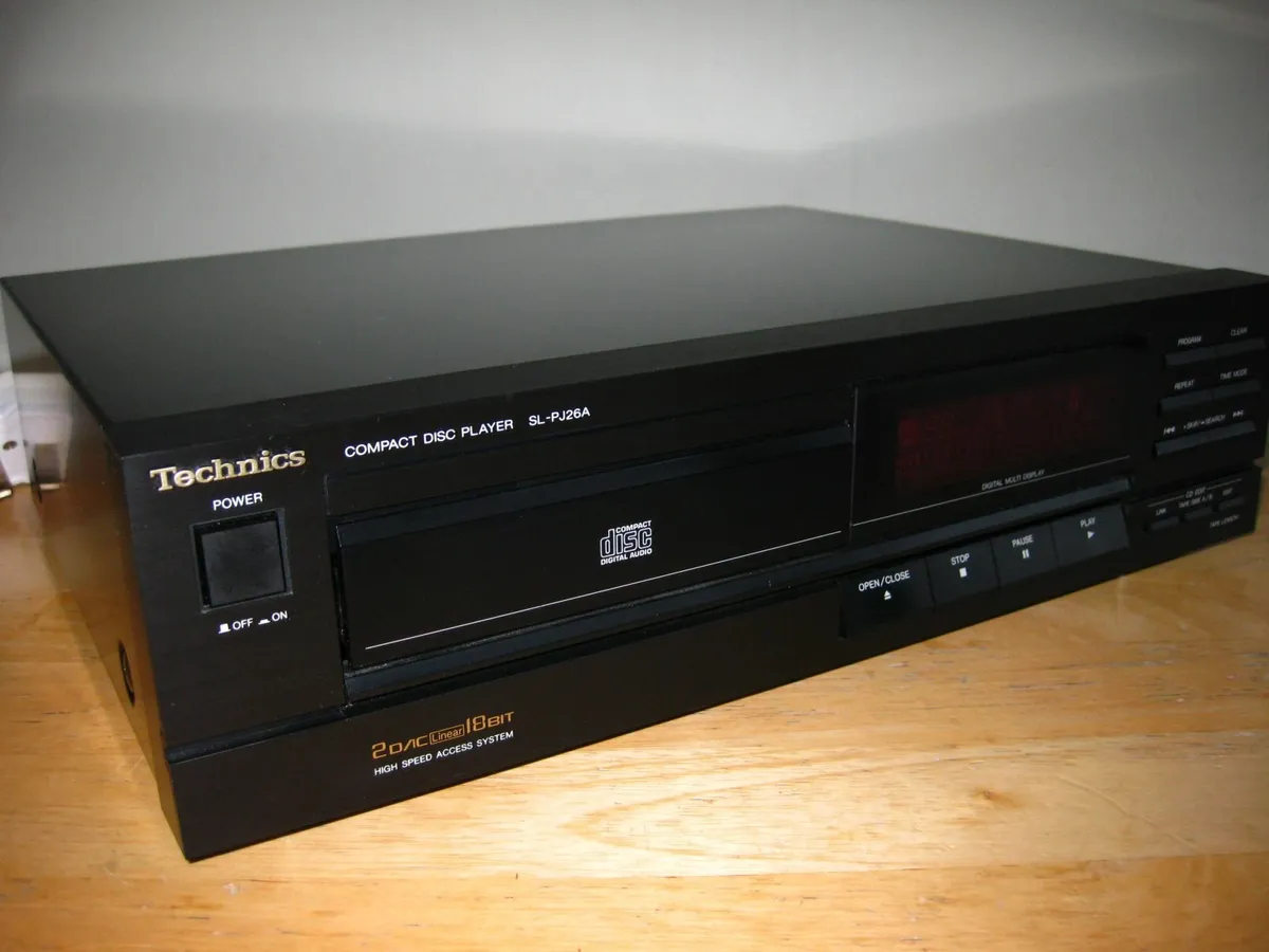 Technics SL-PJ26A Quality CD Player - Germany. - Image 3