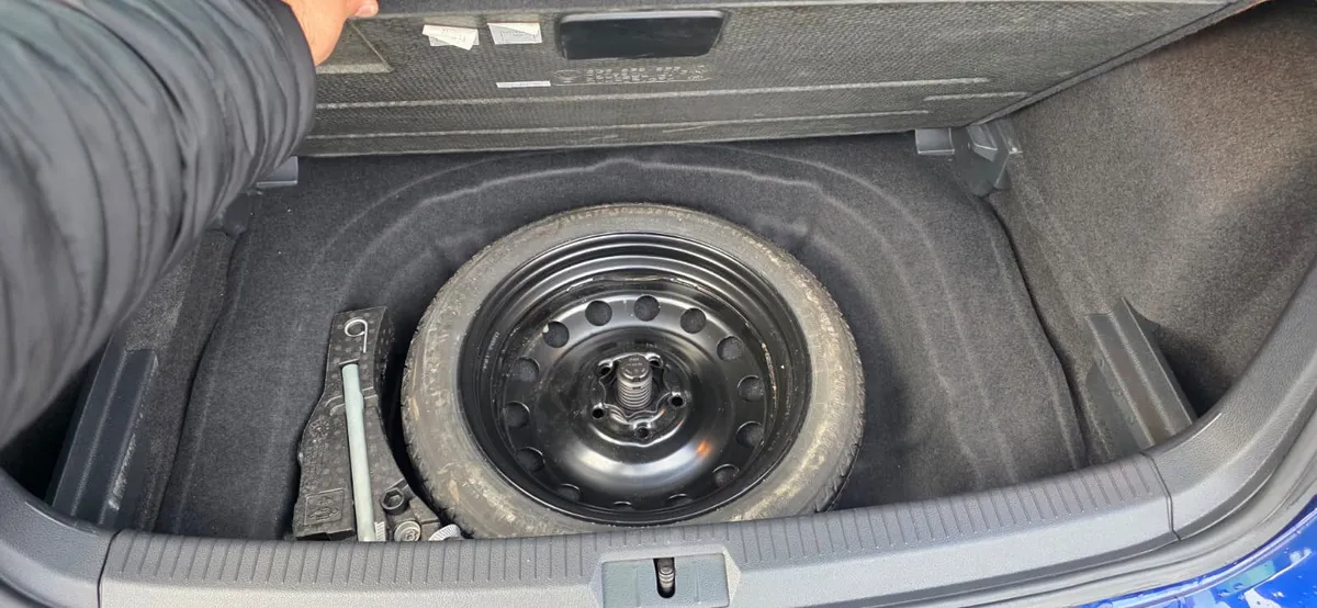 VW Golf Tsi 1.2 Automatic Petrol - Image 4