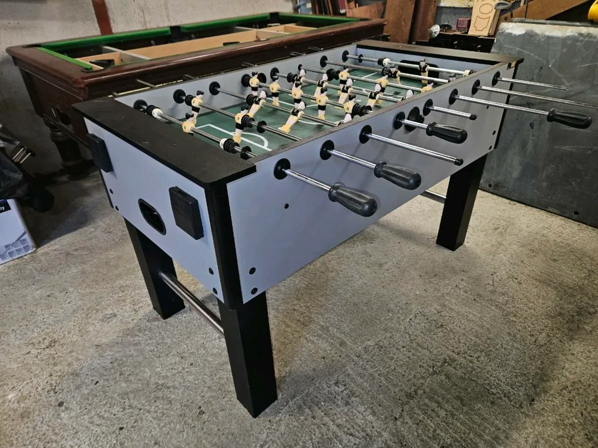 Foosball table - Image 1