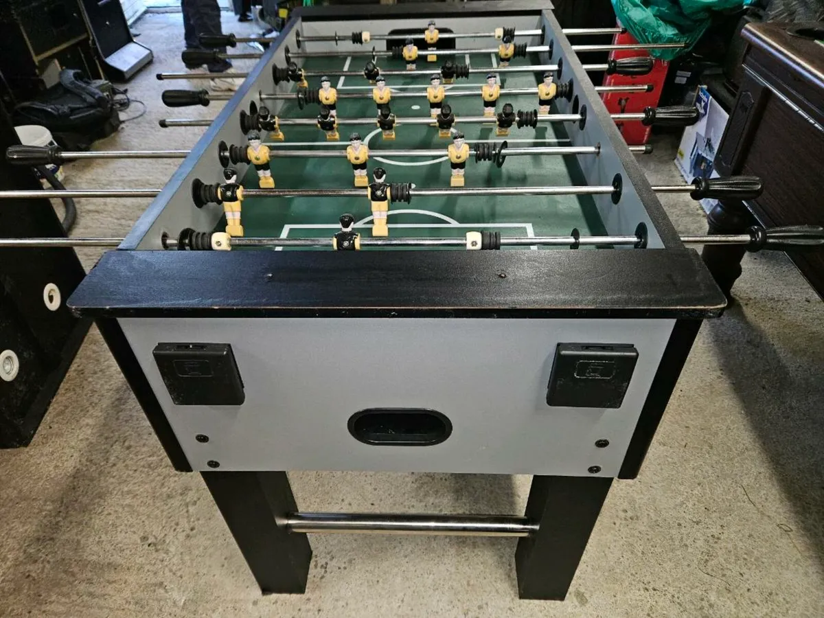 Foosball table - Image 3