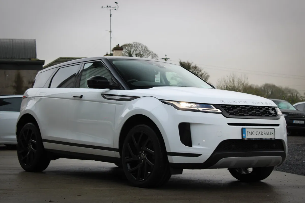 STUNNING LAND ROVER RANGE ROVER EVOQUE  2.0L MAN - Image 4