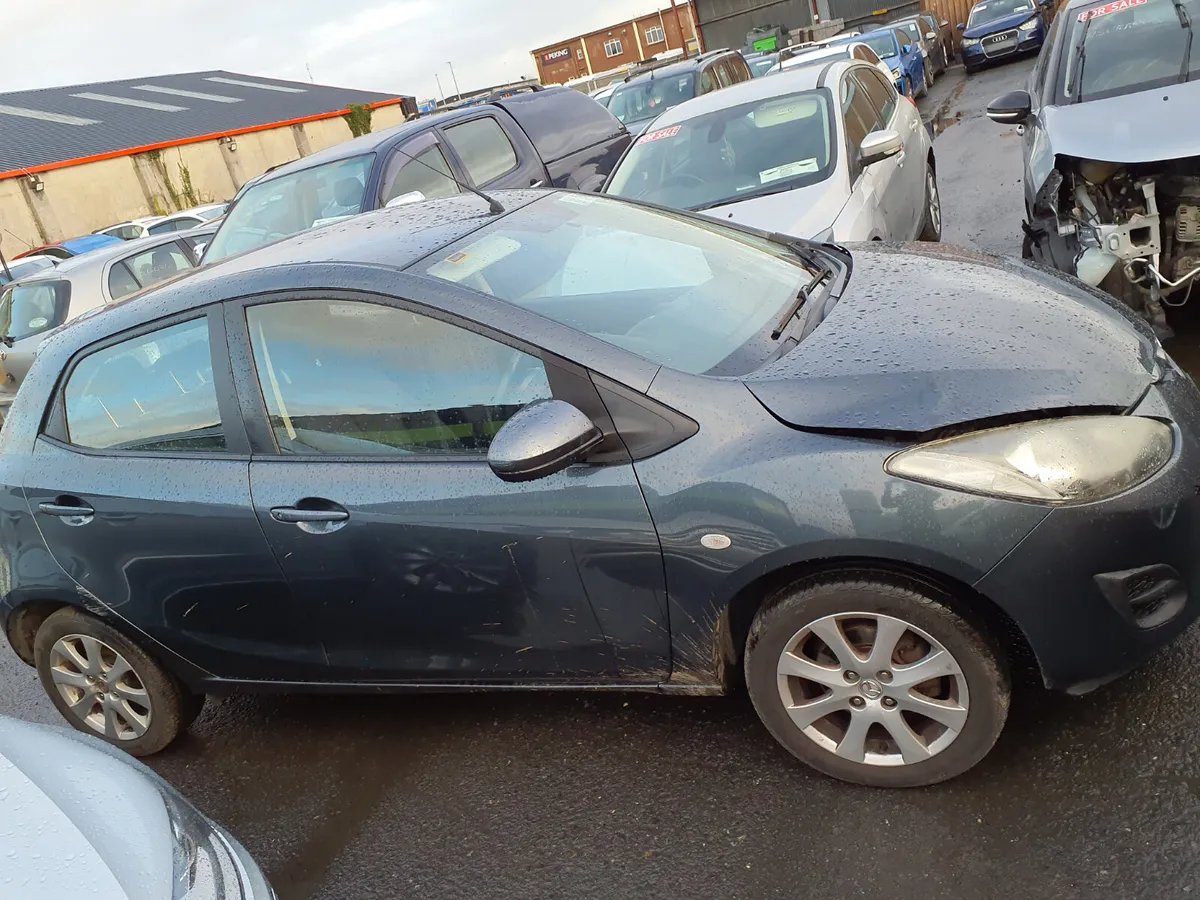 2011 Mazda 2 €2,500 - Image 4