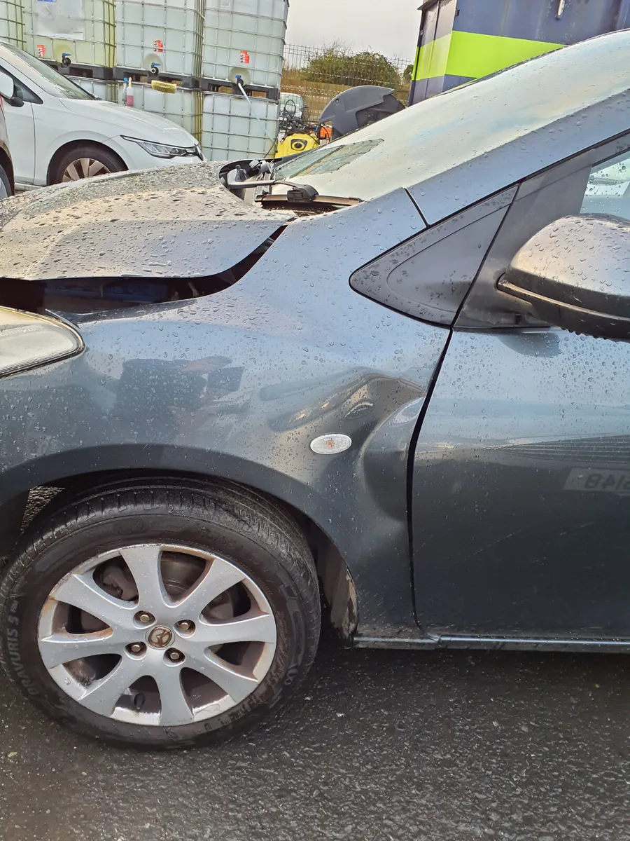 2011 Mazda 2 €2,500 - Image 3