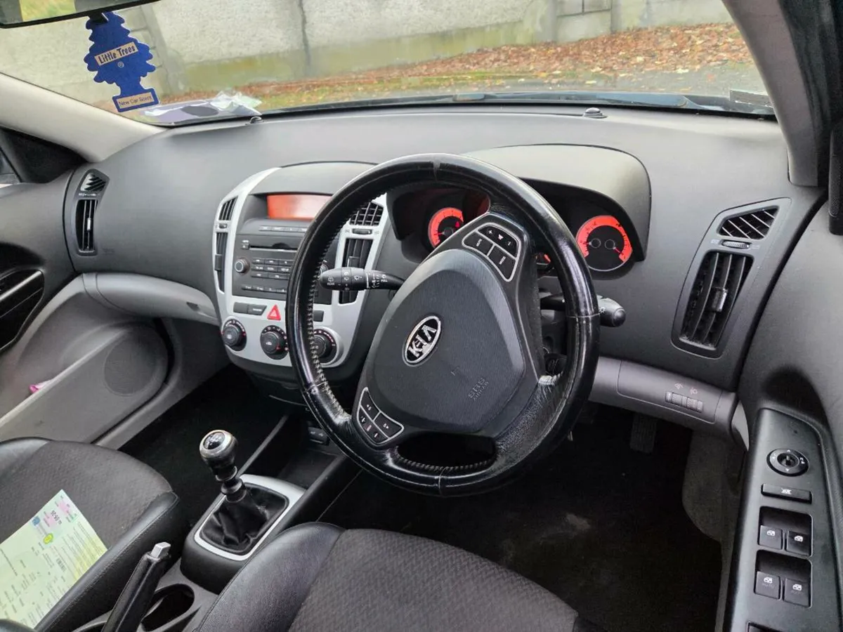 08 kia ceed petrol new test - Image 2