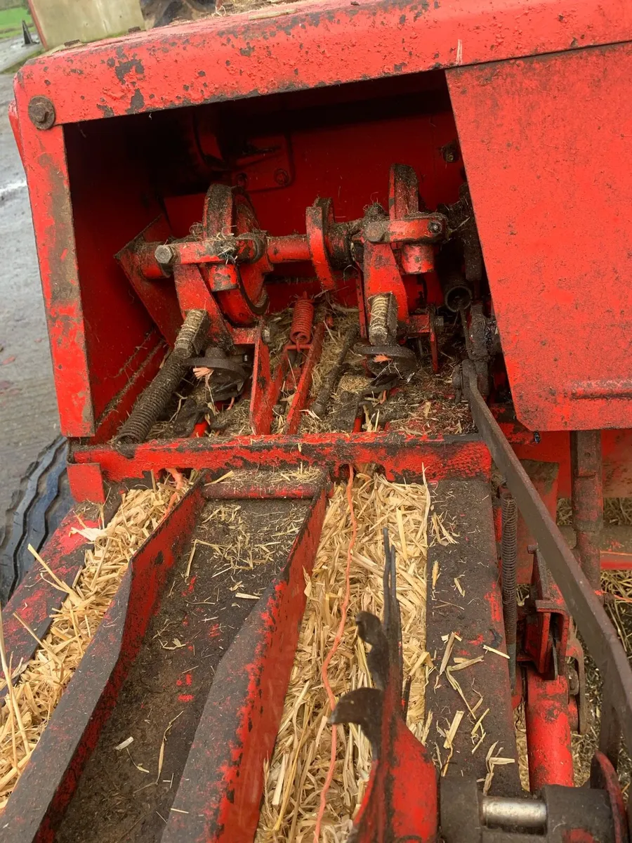 Welger 52 square baler - Image 4