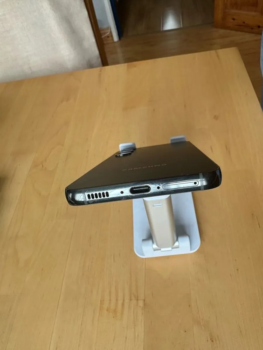 Samsung S 23 128 gb Unlocked - Image 2