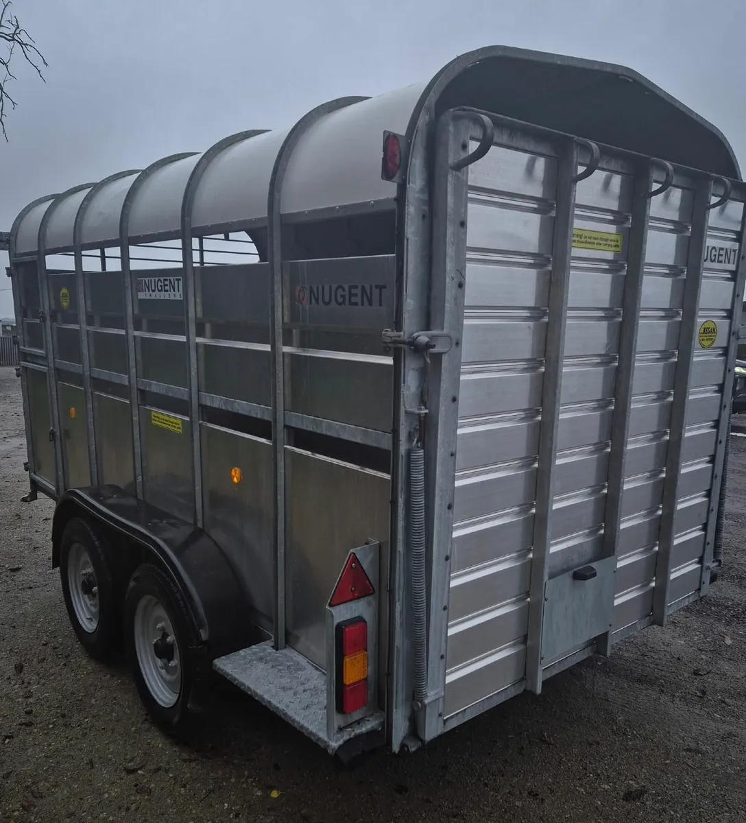 NUGENT  12  x 6  cattle trailer as new - Image 4