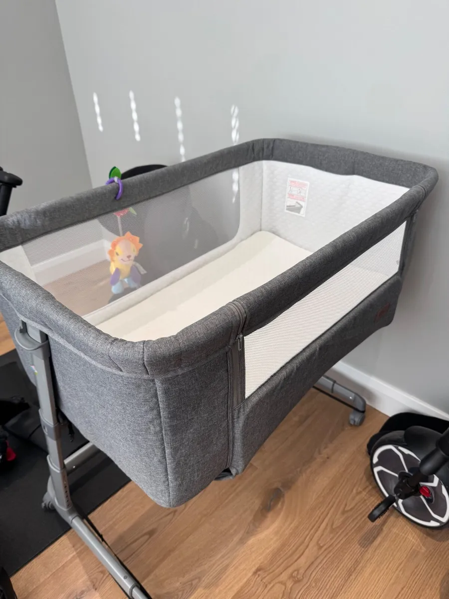 Bedside Cot - Image 1