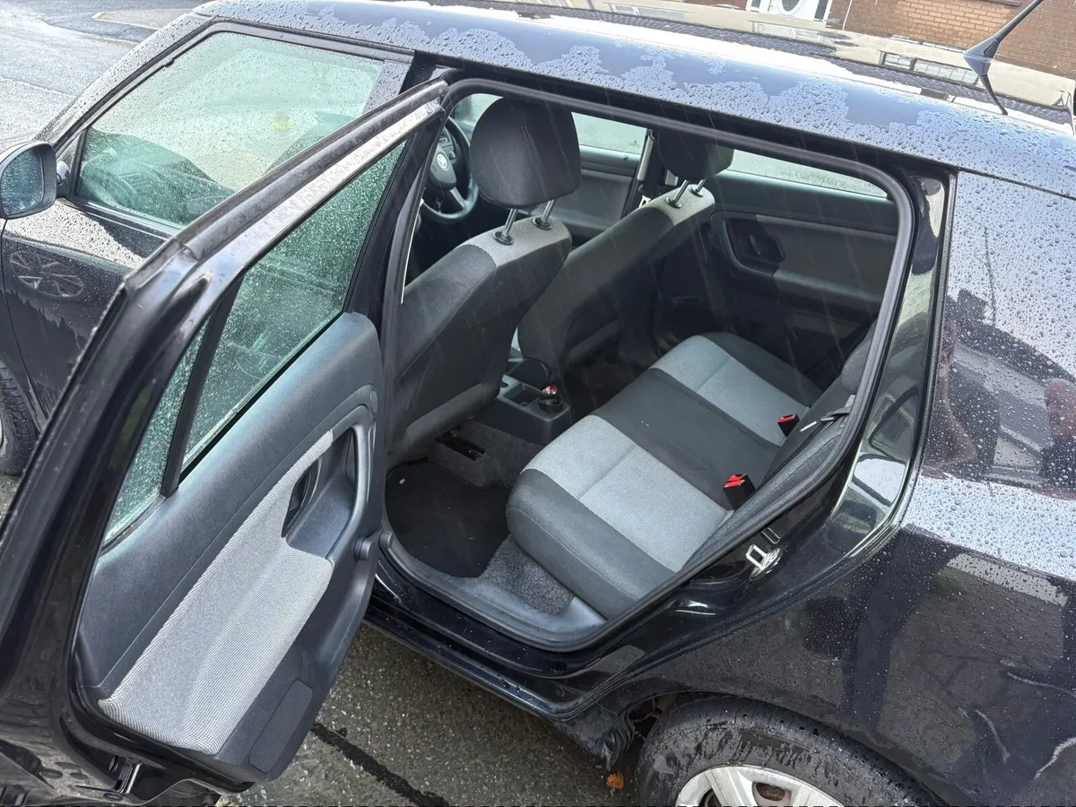 Skoda Fabia 2014 - Image 4