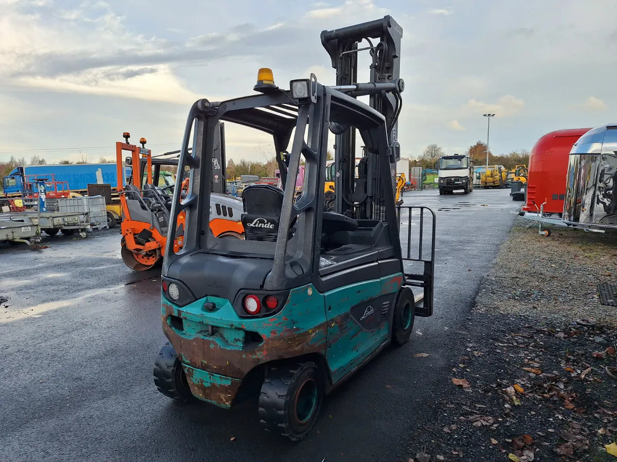 2012 Linde H25 Forklift For Auction - Image 3