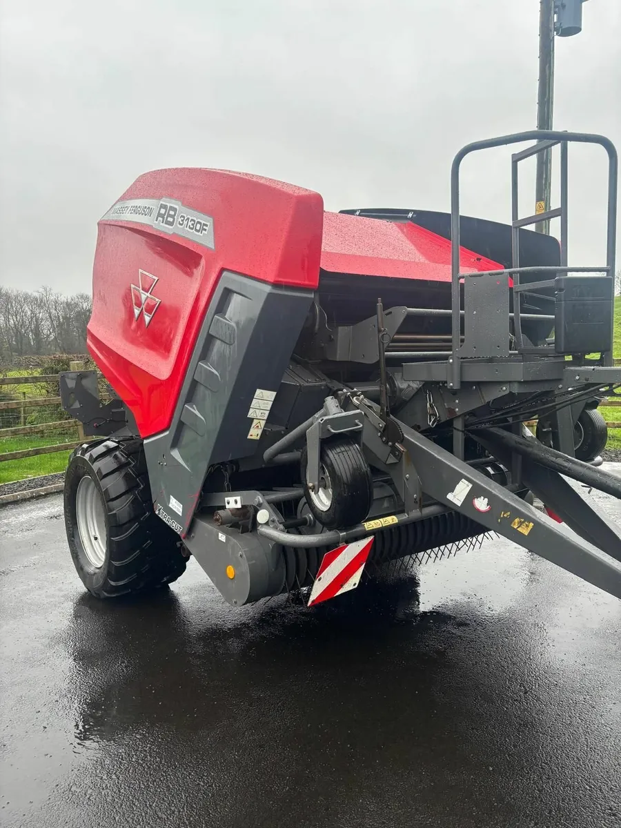 Massey Ferguson 3130 baler - Image 3