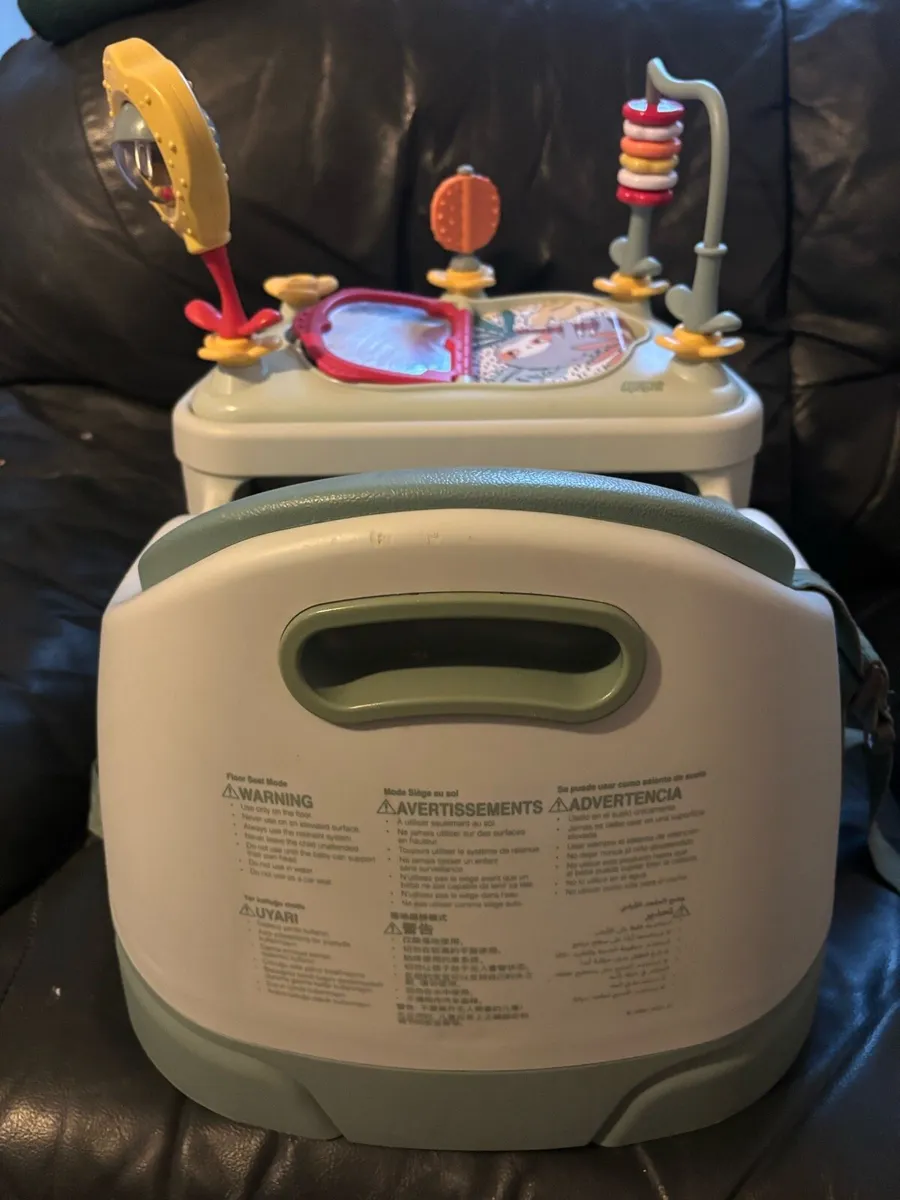 Feeding chair - Image 2