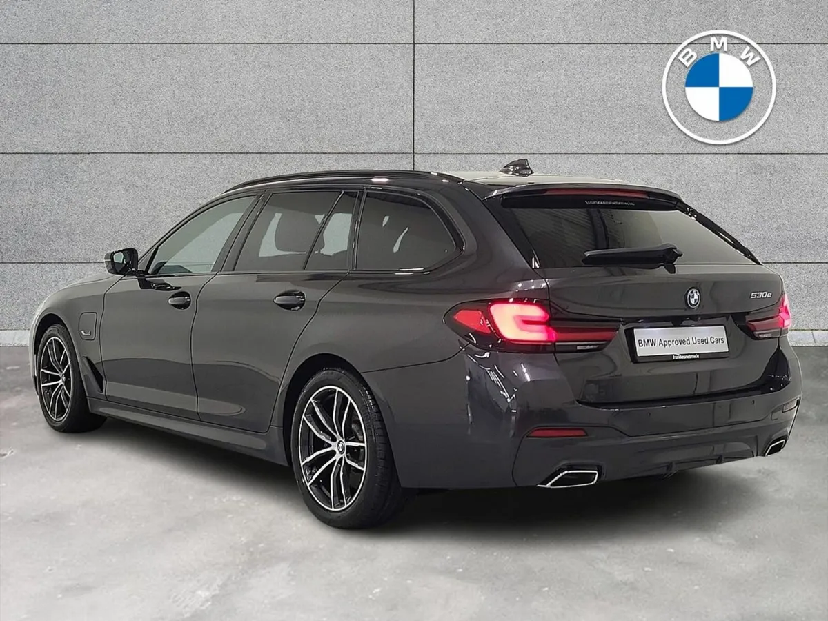 BMW 5-Series 530e M Sport Touring - Image 3