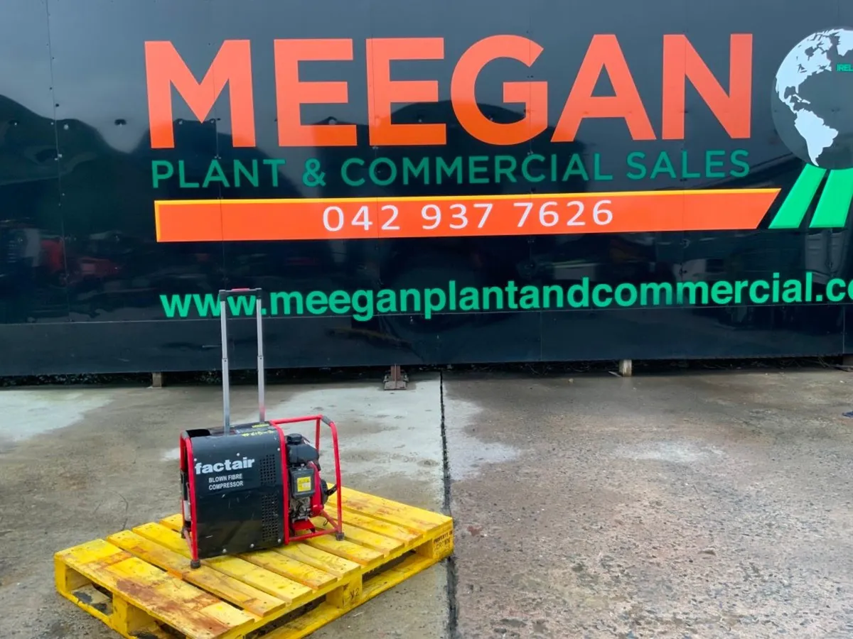 HONDA / FACTAIR PORTABLE air COMPRESSOR..615 - Image 1