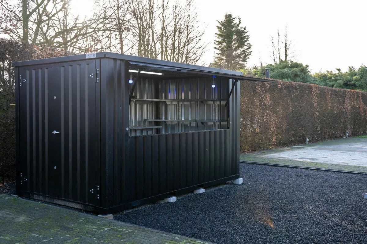 Modern Outdoor Bar Container – Ready to Enjoy - Image 4