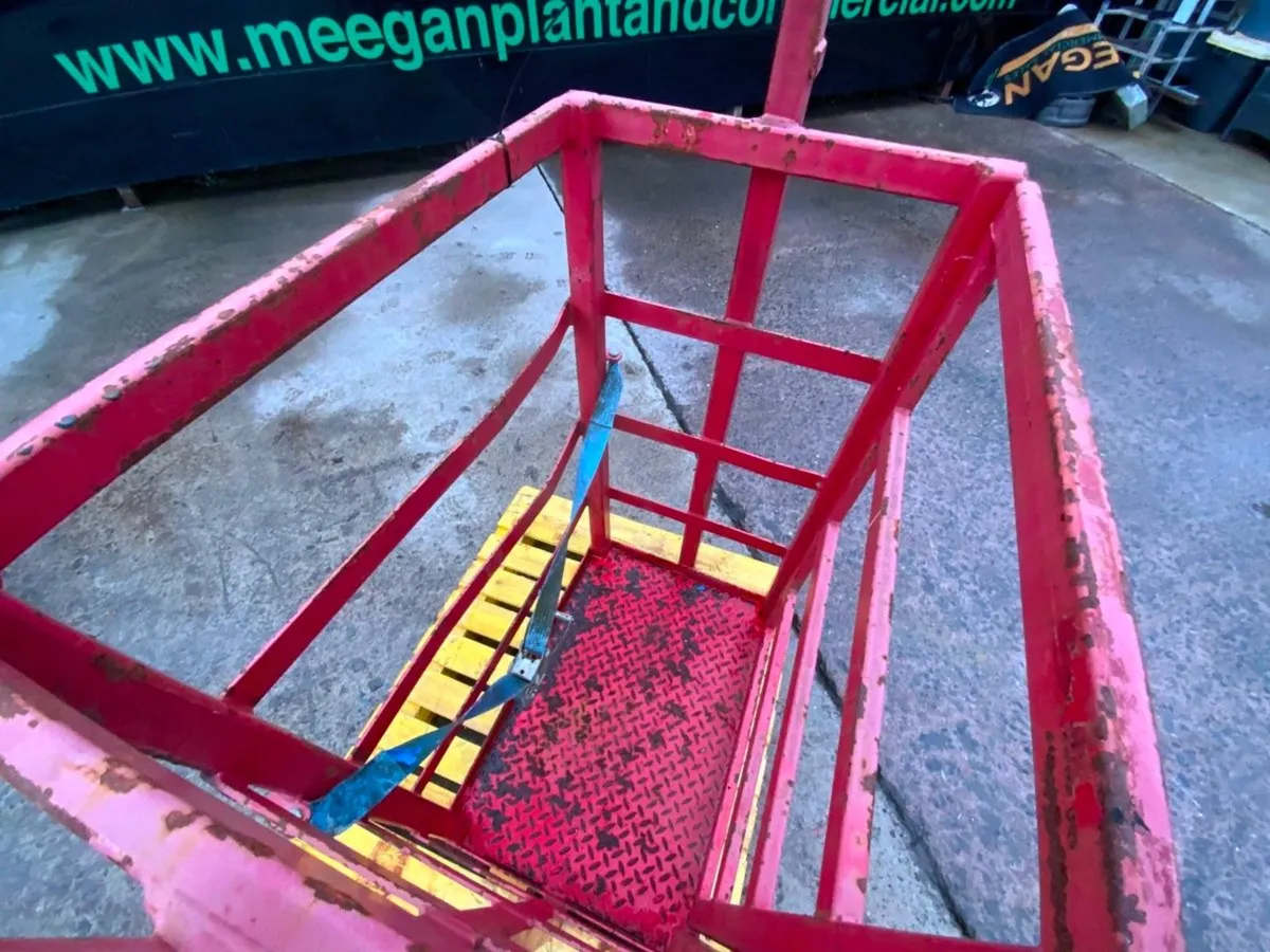 GAS BOTTLE TRANSPORT / STORAGE BASKET..3453. - Image 4