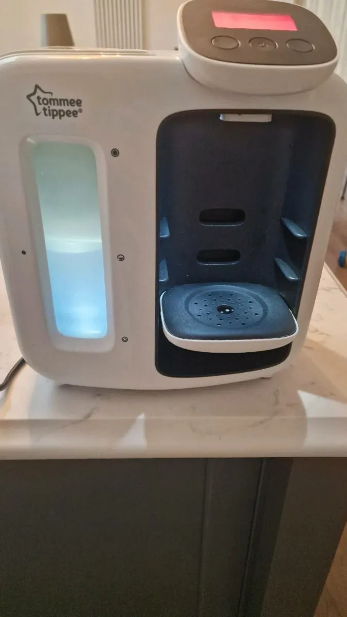 Tommee Tippee Bottle Maker - Image 1