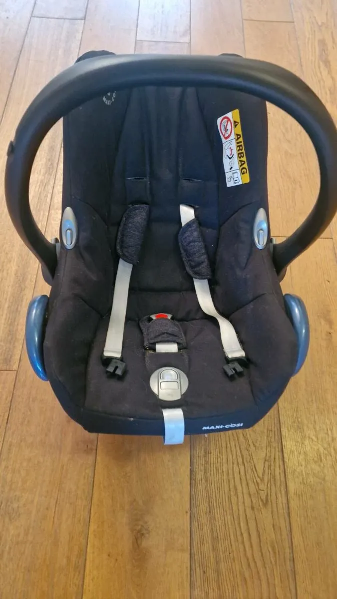 Car seat - Image 2