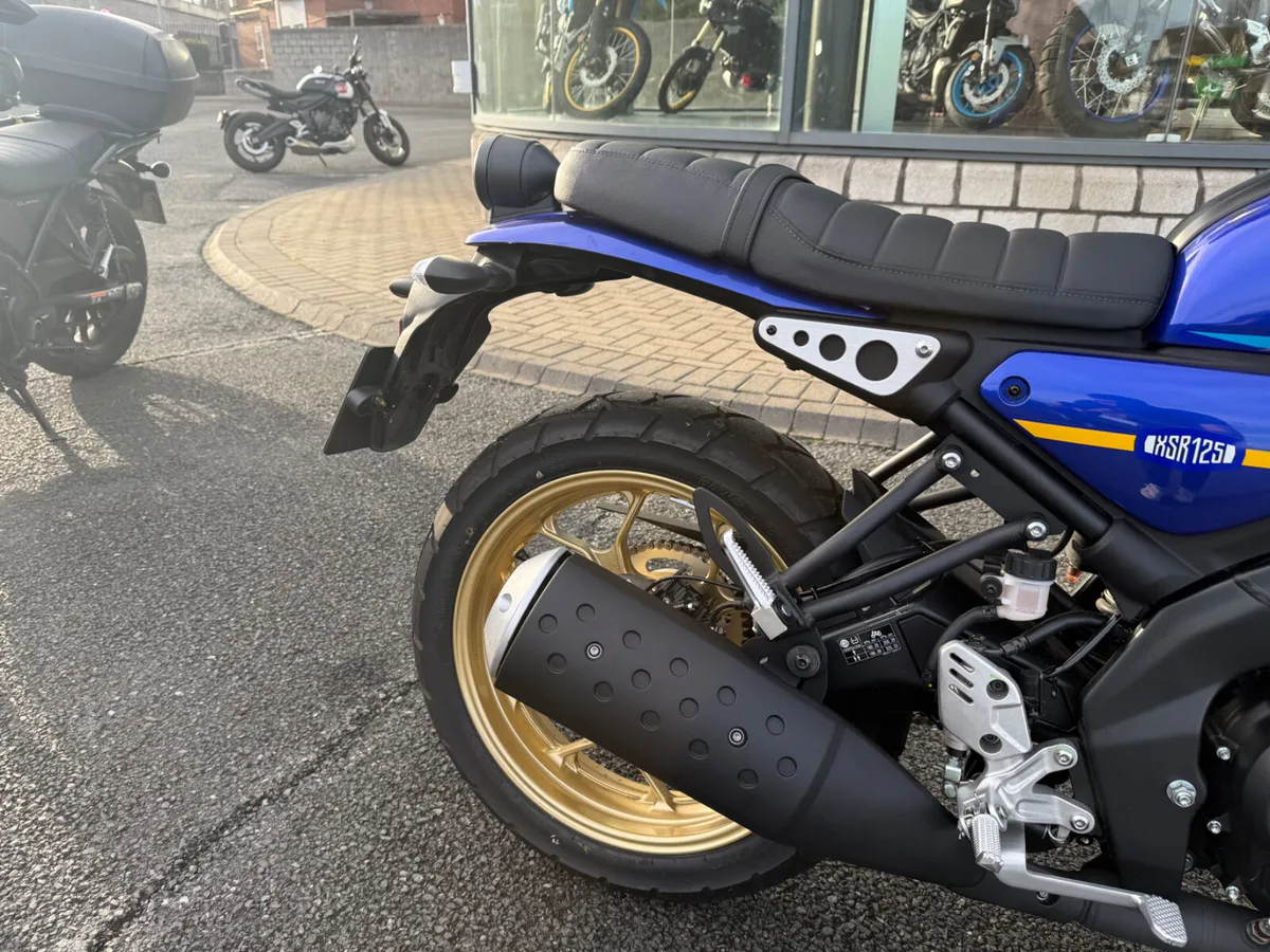 2025 Yamaha XSR 125 - Image 3