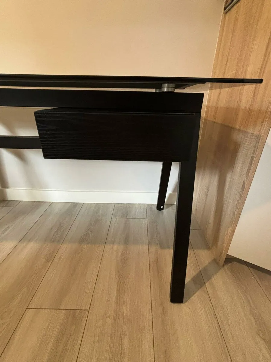 Office Desk - Image 3