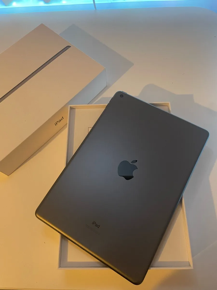 iPad 9th generation + Logitech pencil - Image 4