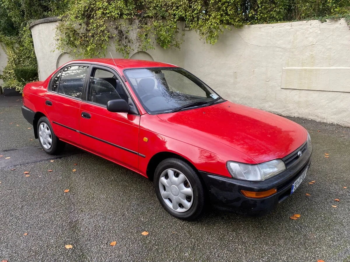 1993 TOYOTA COROLLA XLI TAXED 8/26 - Image 1