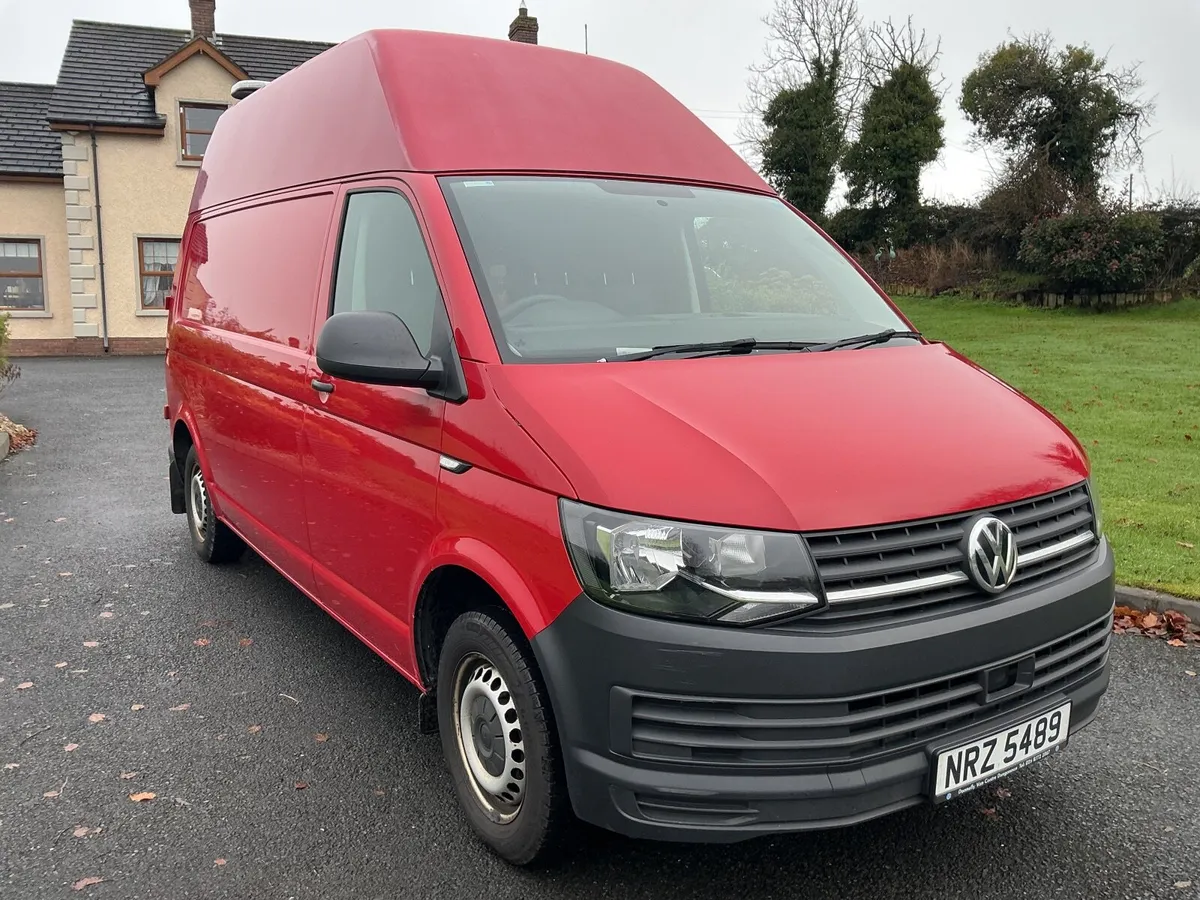 Volkswagen Transporter 2018 high roof - Image 3