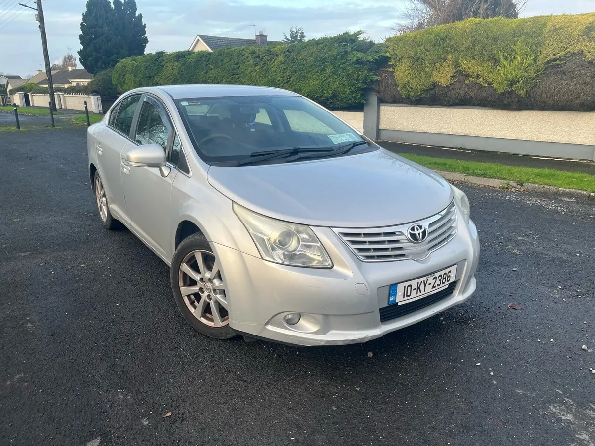 Toyota Avensis - Image 1