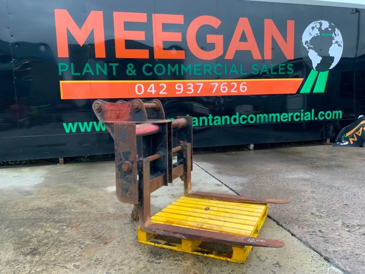 HEAVY DUTY PALLET FORKS.......60mm PINS.....395f - Image 1