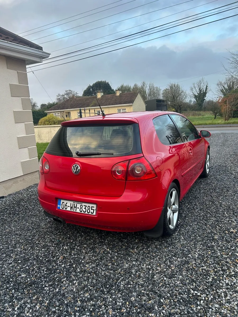 Low mileage vw golf 2.0tdi gt - Image 4