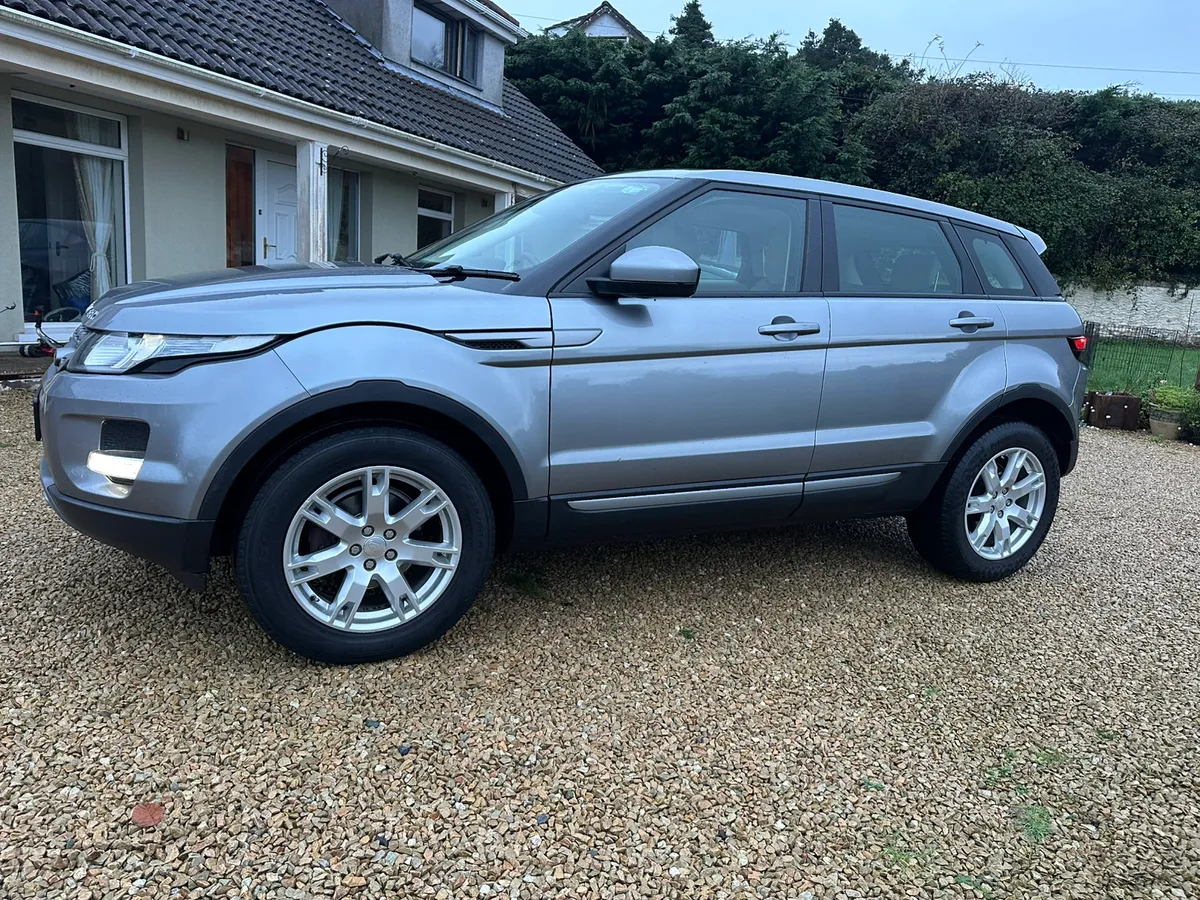 Range Rover Evogue AWD 4x4 2014 - Image 2