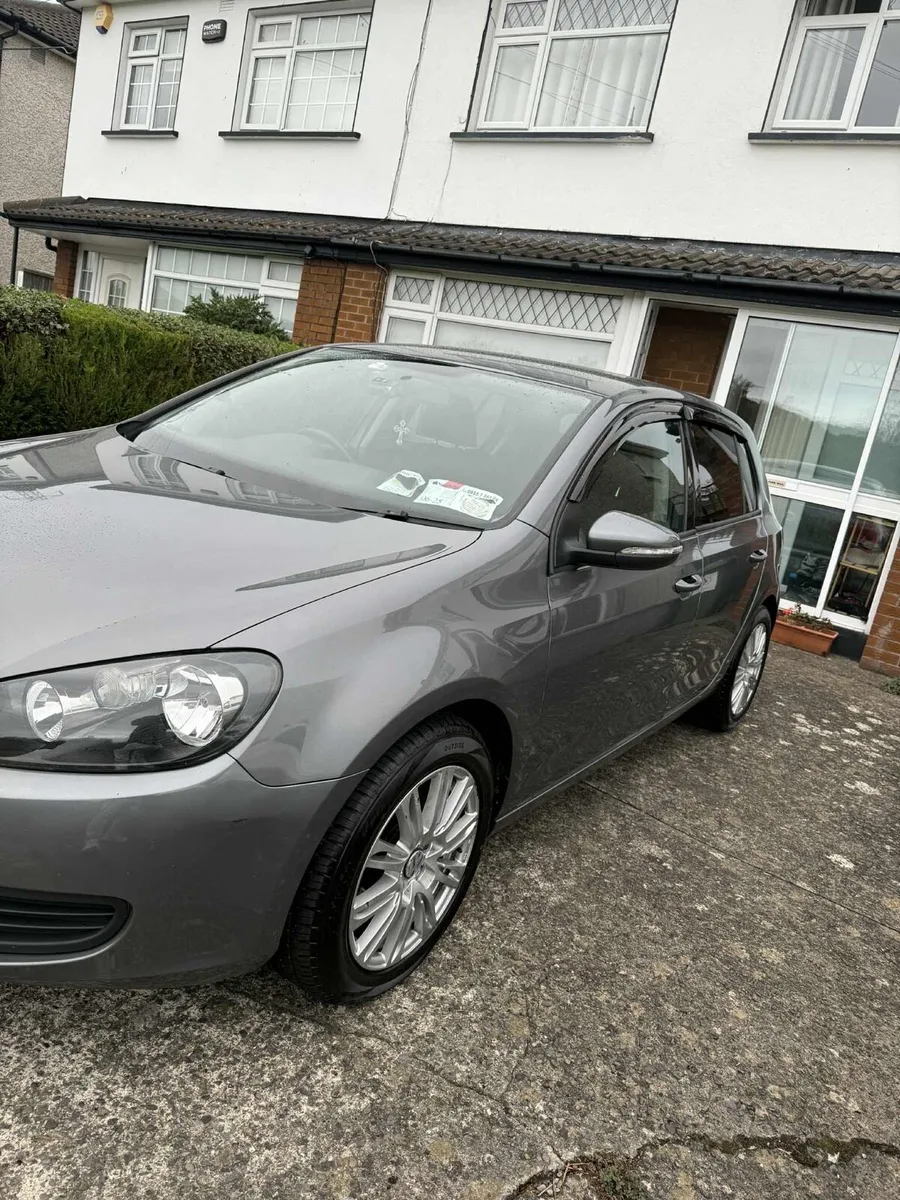 Volkswagen Golf 2012 1.6 diesel - Image 4