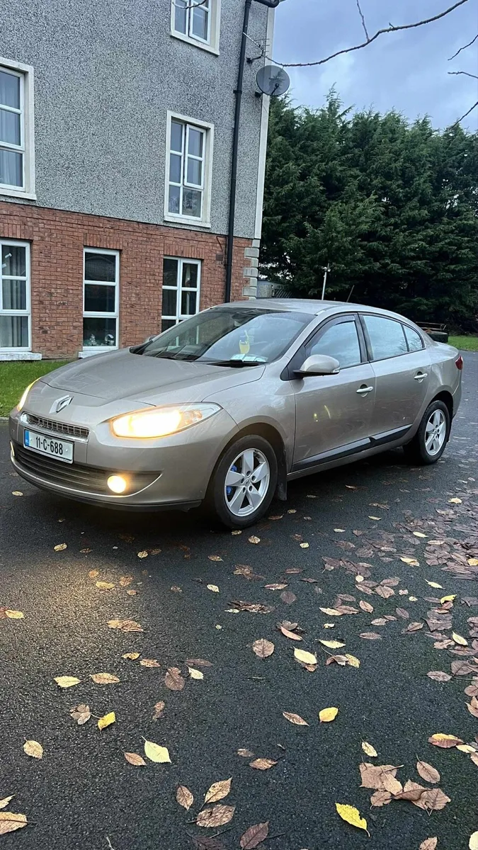 2011 RENAULT FLUENCE 1.5 TDCI NCT 05/2026 - Image 1
