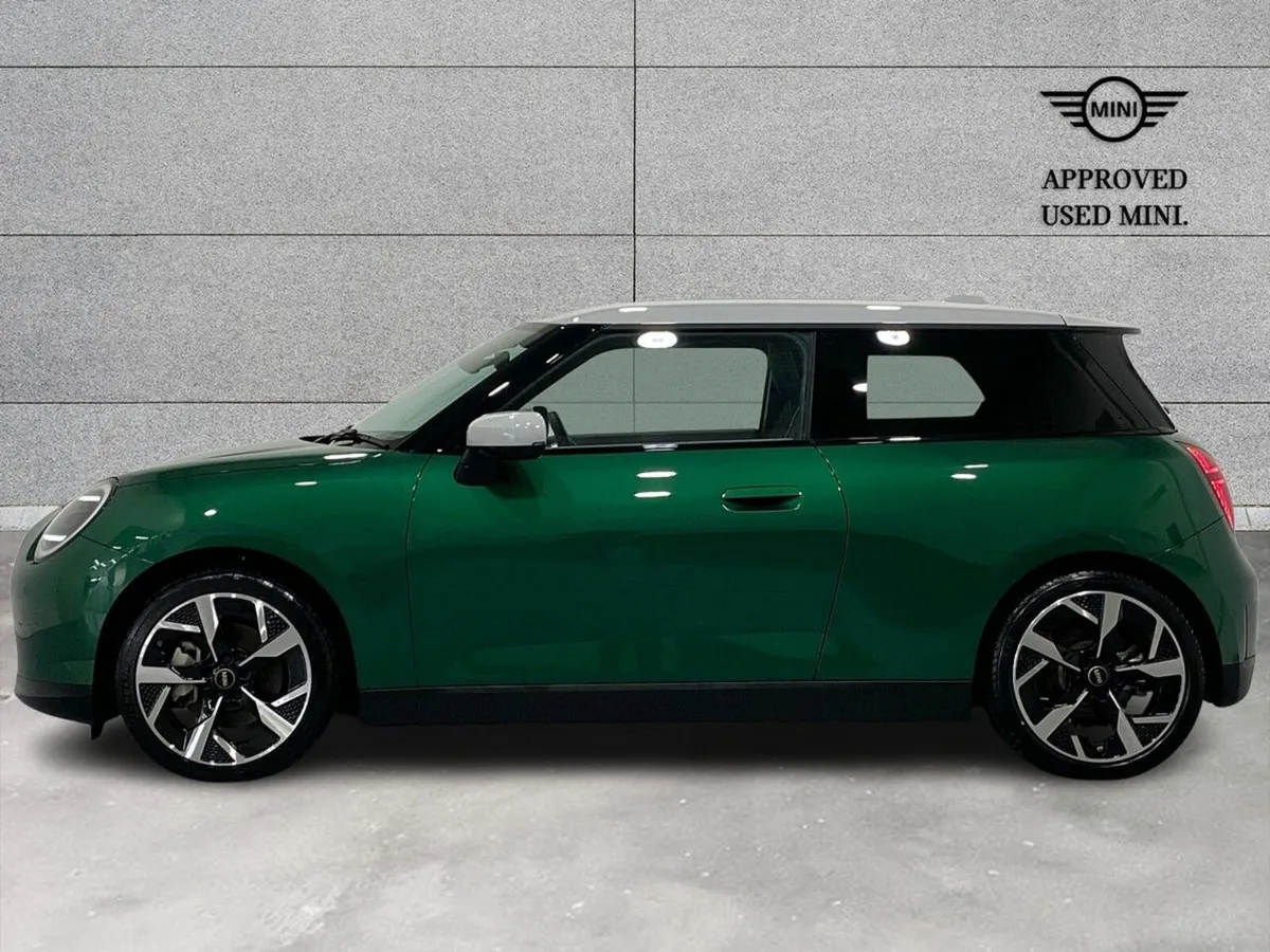 Mini Cooper Cooper SE - Image 4