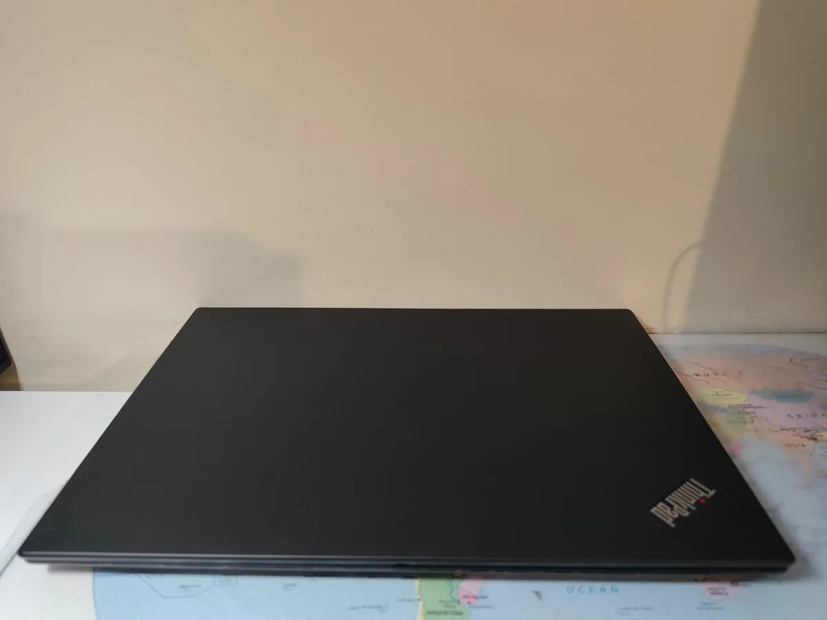 Lenovo ThinkPad T590 Intel i7 8th Gen - Image 2