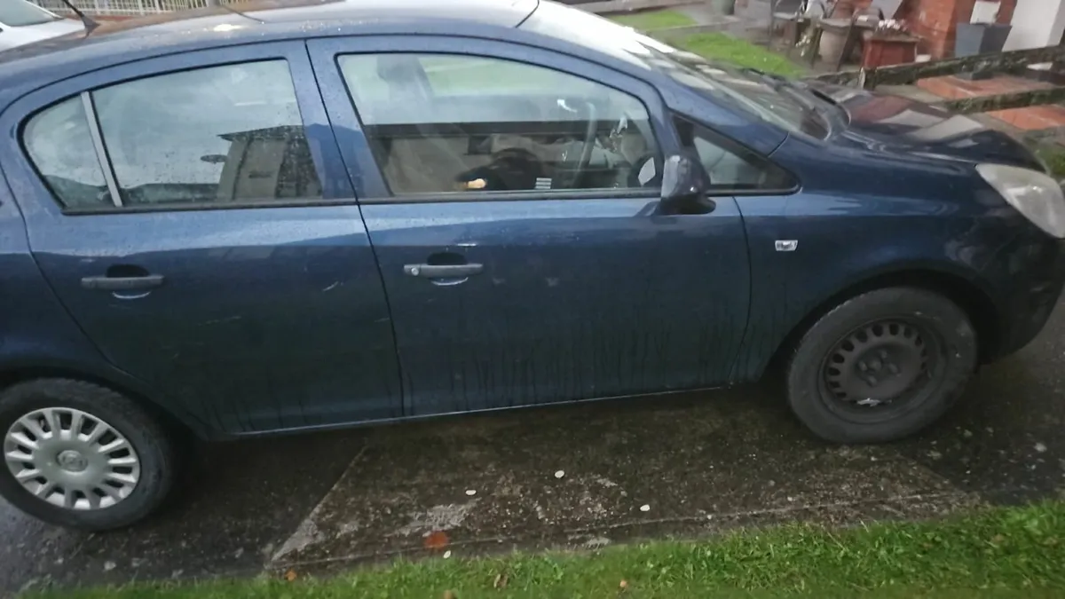 Opel Corsa 2012 low miles!! - Image 4