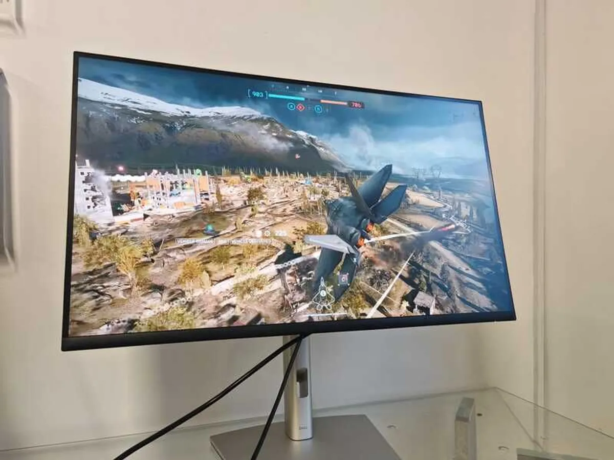32" 4K Dell Monitor - Image 3