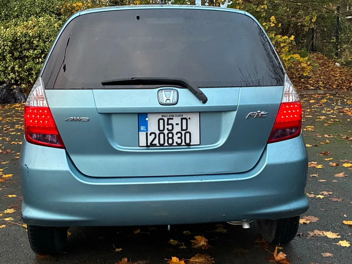 Automatic Honda Fit 1.3petrol 4x4 nct and tax - Image 2