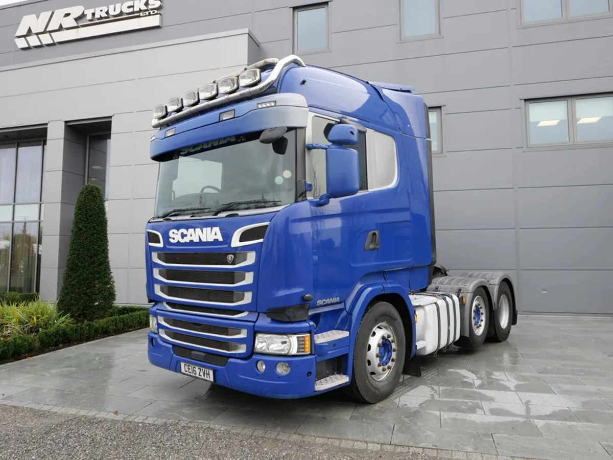 2016 - Scania R490 Highline 6x2 Auto Gearbox - Image 4