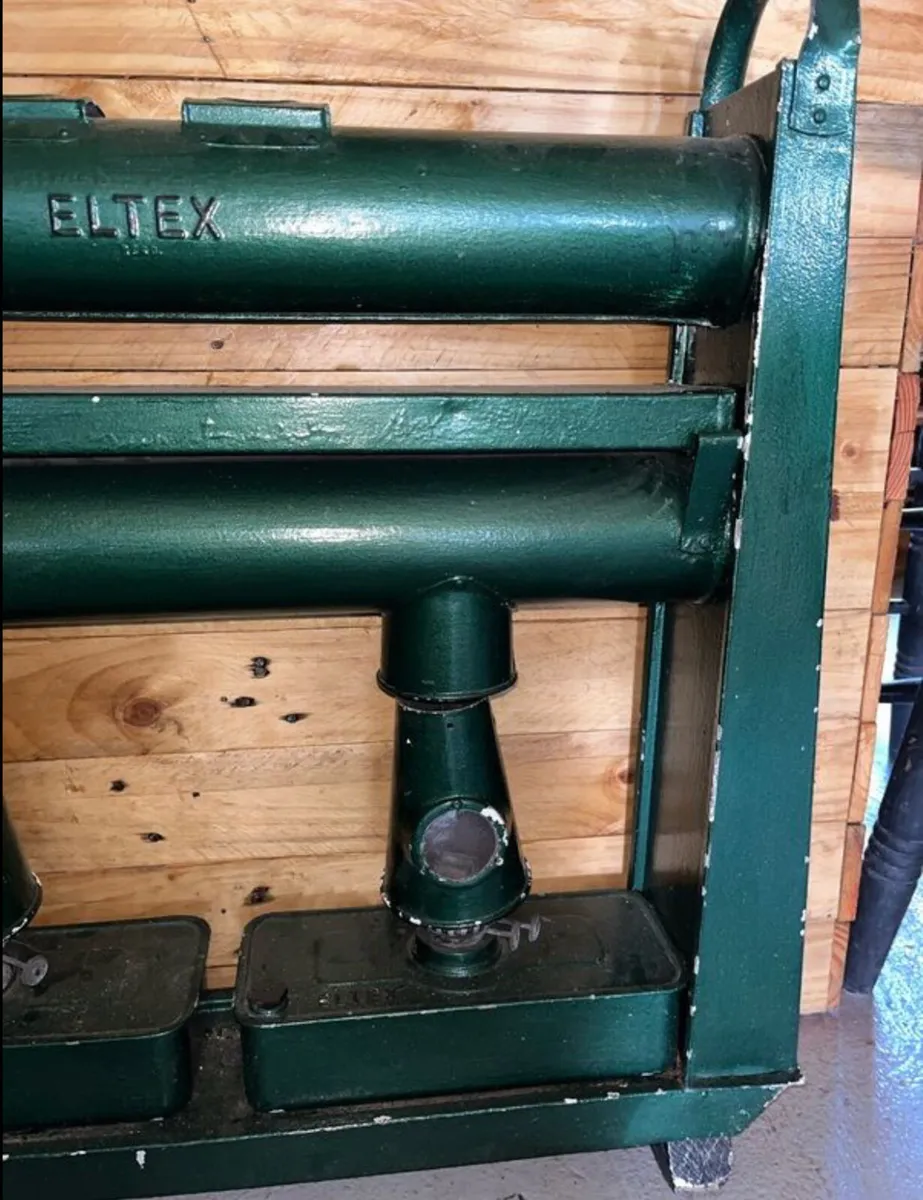 Antique Eltex double burner Greenhouse Heater - Image 4
