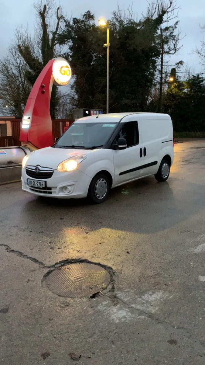 Vauxhall combo (fresh NCT) - Image 1