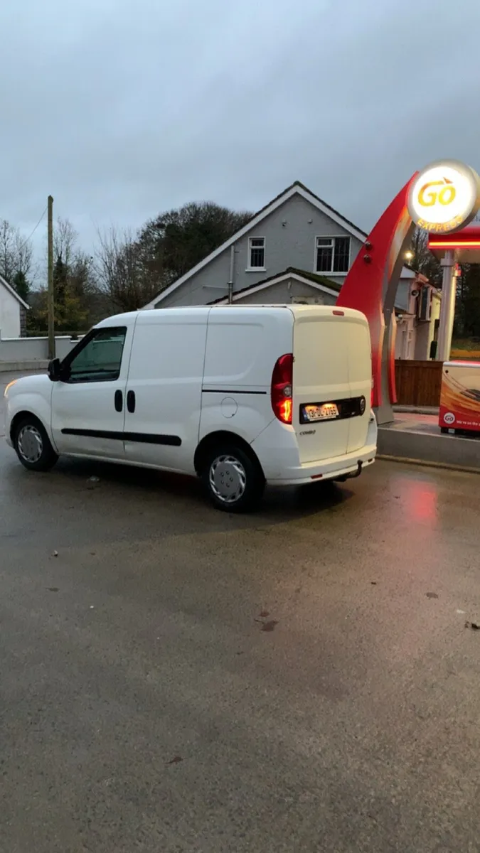 Vauxhall combo (fresh NCT) - Image 3