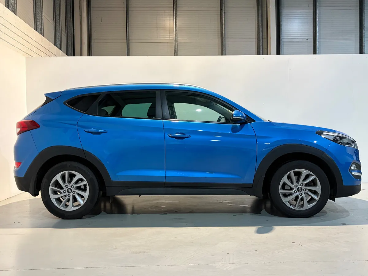 2018 Hyundai Tucson 1.6 TDi Executive SE - Image 3