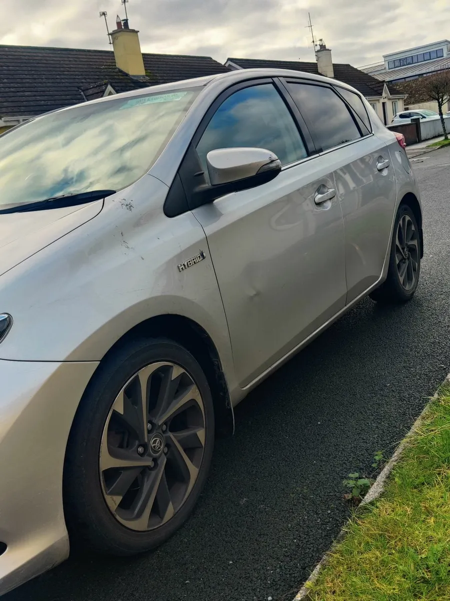 Toyota Auris 2016 - Image 3