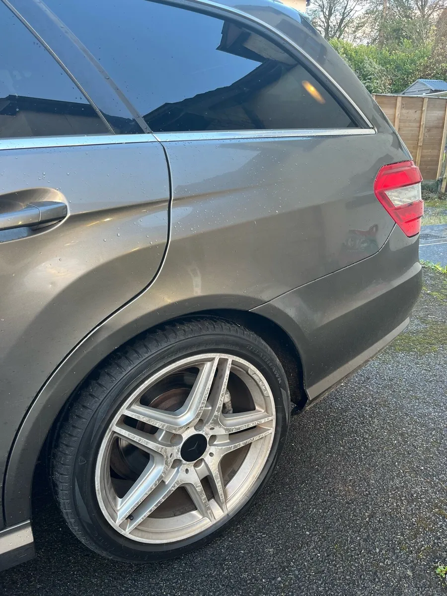 Mercedes Benz E-Class - Image 2